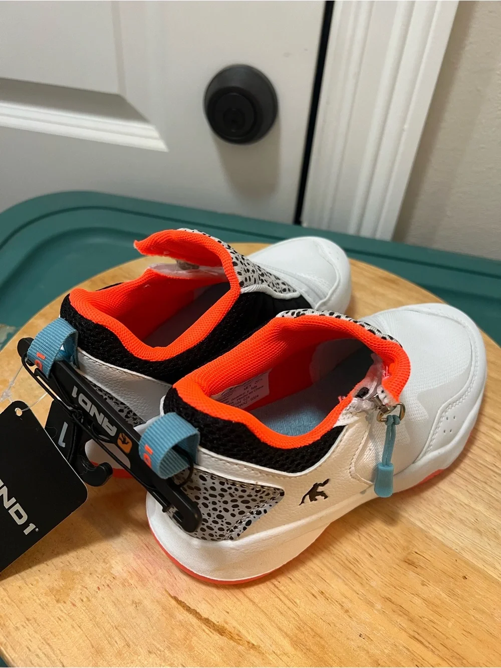 And1 Kids Sneakers in White with Bright Orange Lining